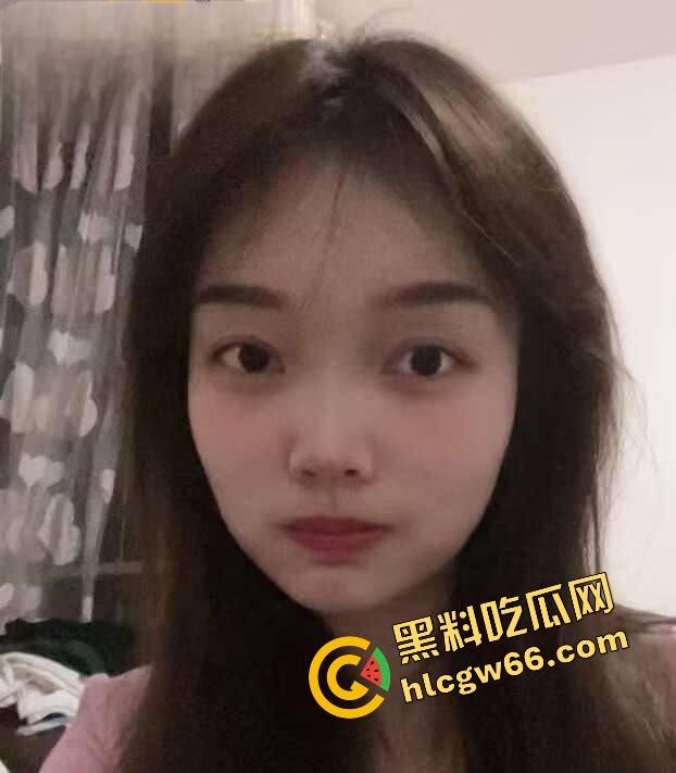 商丘职院清纯校花『孙秋雨』私下偷约炮被干成狗,后入视频流出骚到全网爆炸!