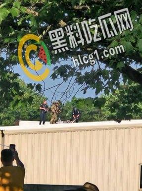 美国前总统特朗普 7月13日在宾夕法尼亚州集会发表演讲时被枪击 特朗普右耳被击中！