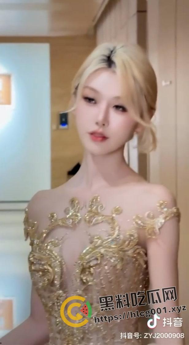 开盒全网千万粉丝网红【赵喵喵喵】本名【赵云洁】擦边烧鸡立牌坊 疑似是【陈泽】后宫之一