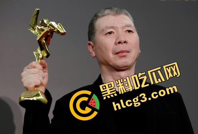 湖南株洲大街惊现冯小刚耍大牌事件,粉丝手机被打掉,热屁股贴冷板凳!