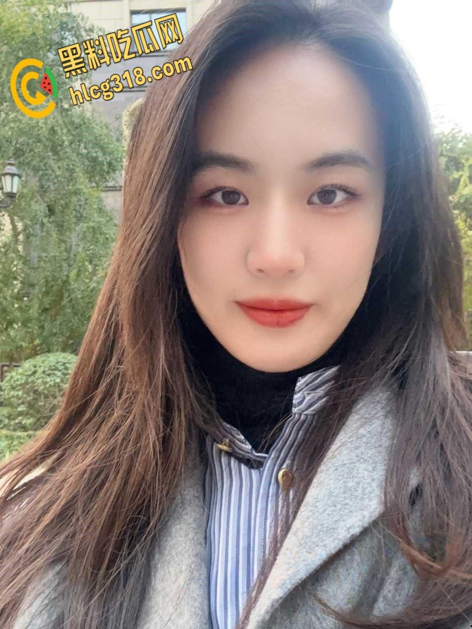 山东潍坊建设银行【周心仪】,衣服一脱马甲线一露,上来就是口活乱舔,熟女的魅力一般人顶不住 !