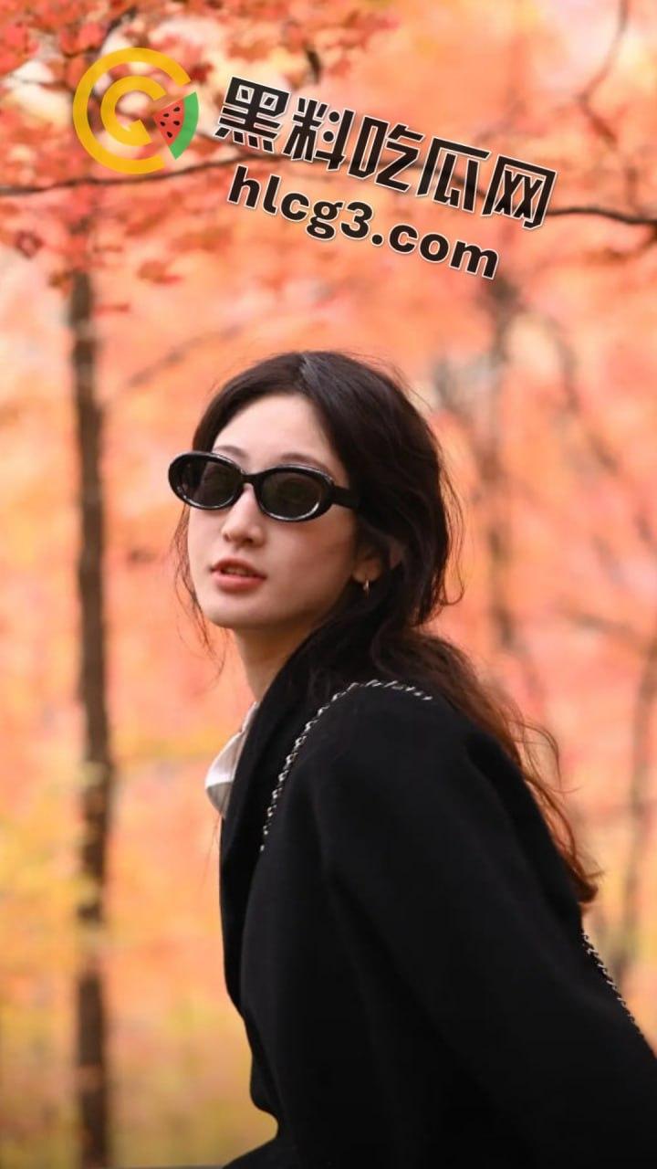 抖音网红『只有鱼刺』真空激凸舞蹈视频流出!长腿眼镜婊激情热舞乳头清晰可见!