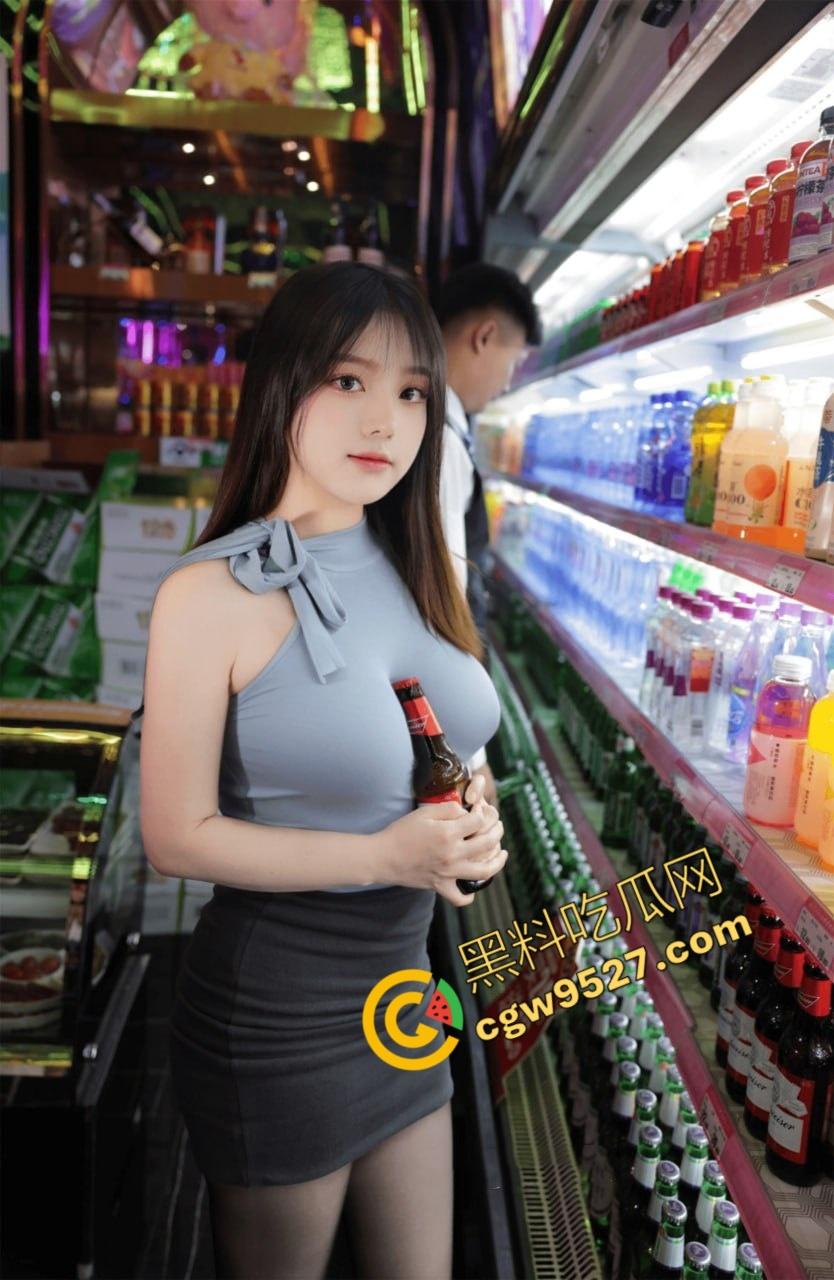 秀人网豆瓣酱成名之路背后的淫乱故事!KTV淫荡大解放,撩人诱惑翘乳尽现,透明诱惑丁字裤之下骚穴尽露