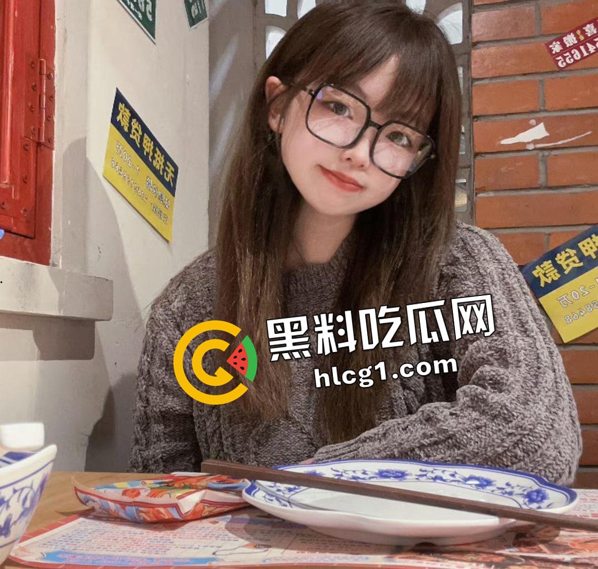 日系可爱眼镜妹！全自动小只马人形飞机杯 敏感体质被操到喷射乱叫