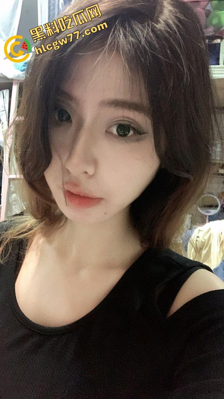 长沙校花『凯雯』私底下是小母狗?美拍背后的骚气日常曝光,被爆射到屁股发烫!