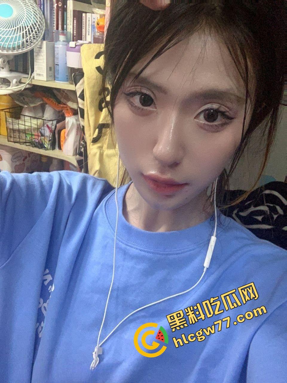 长沙校花『凯雯』私底下是小母狗?美拍背后的骚气日常曝光,被爆射到屁股发烫!