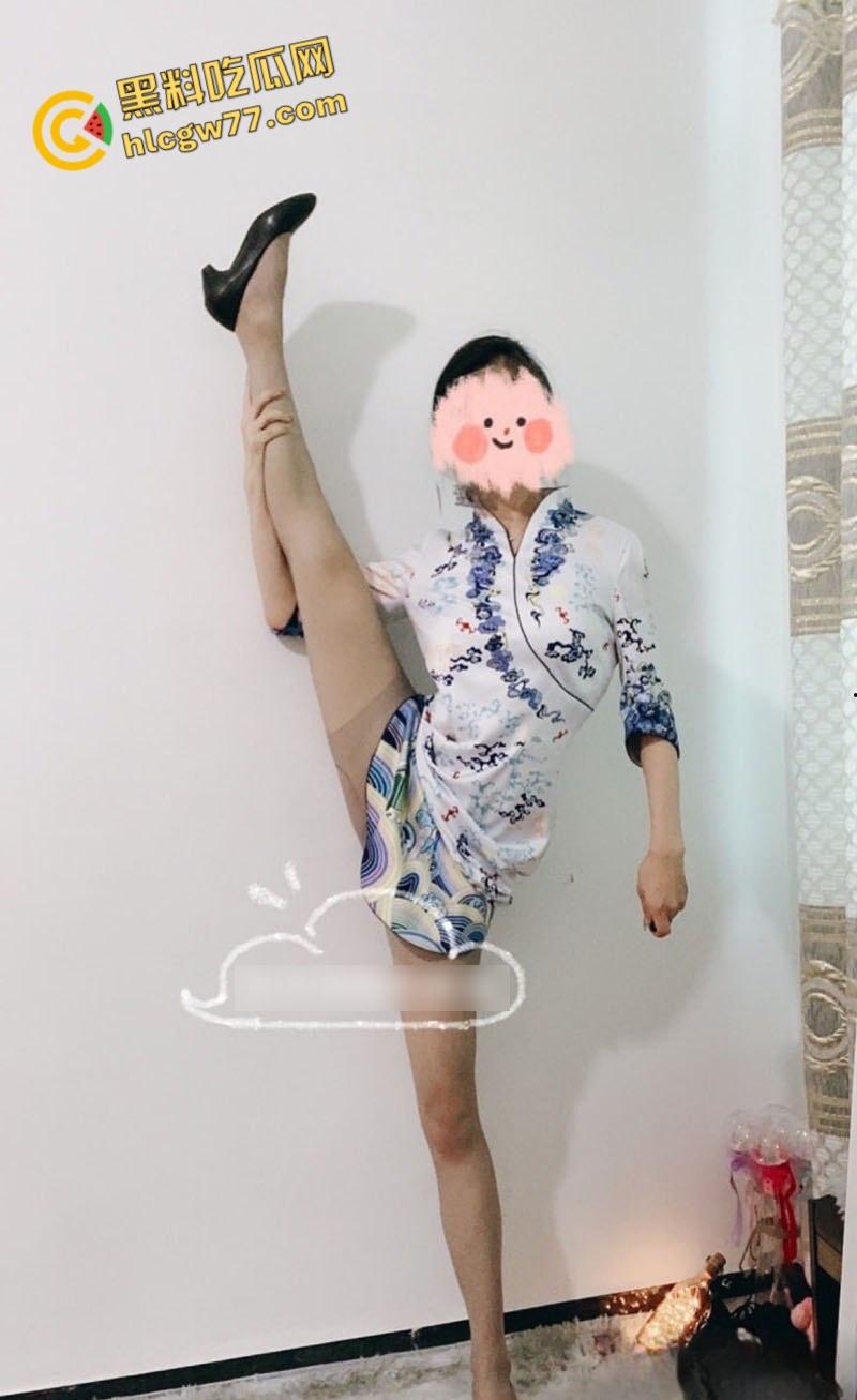 当过空姐一字马舞蹈生 抖音微博小网红 酷酷的露 生活所迫下海拍举牌定制 秀才艺一字马露点自慰!