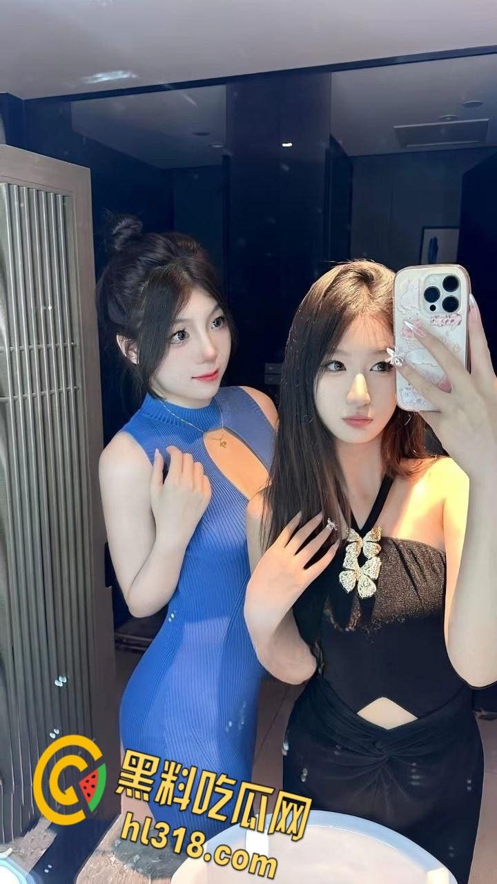 极品御姐【fabjous】，戴眼罩被男友全程录下，吃肉棒的样子太诱人，黑丝浴室被后入爆操  ！