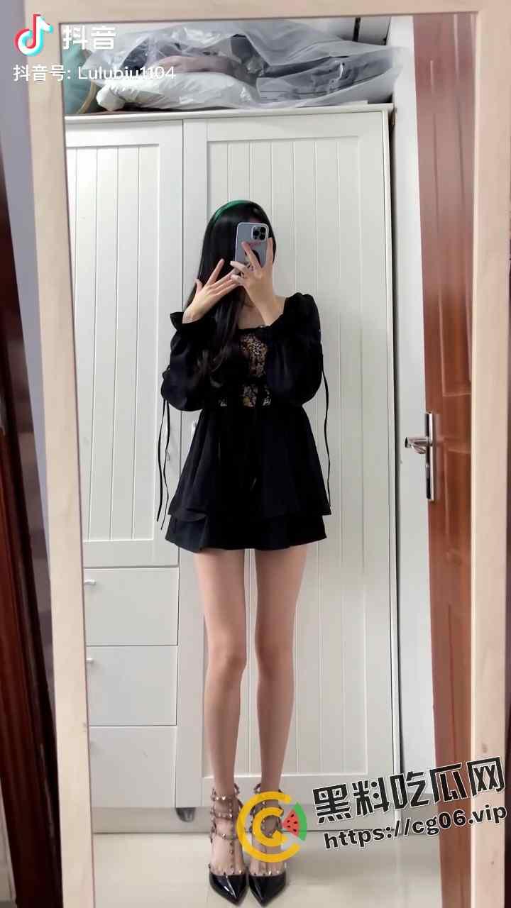 开盒抖音三百万身材博主【卢卢biu】首次露脸公开 史诗级照骗 好悬没给我牛牛吓萎了