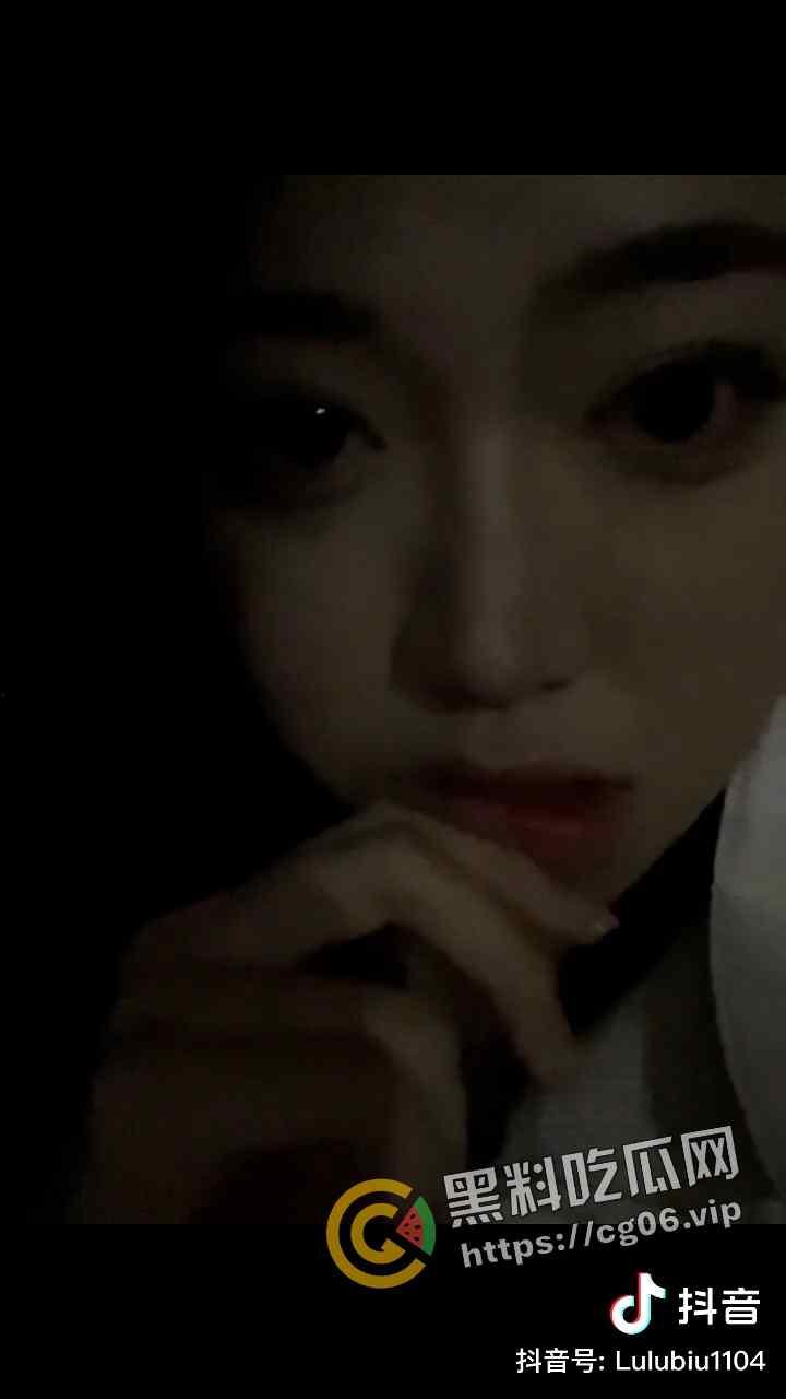 开盒抖音三百万身材博主【卢卢biu】首次露脸公开 史诗级照骗 好悬没给我牛牛吓萎了