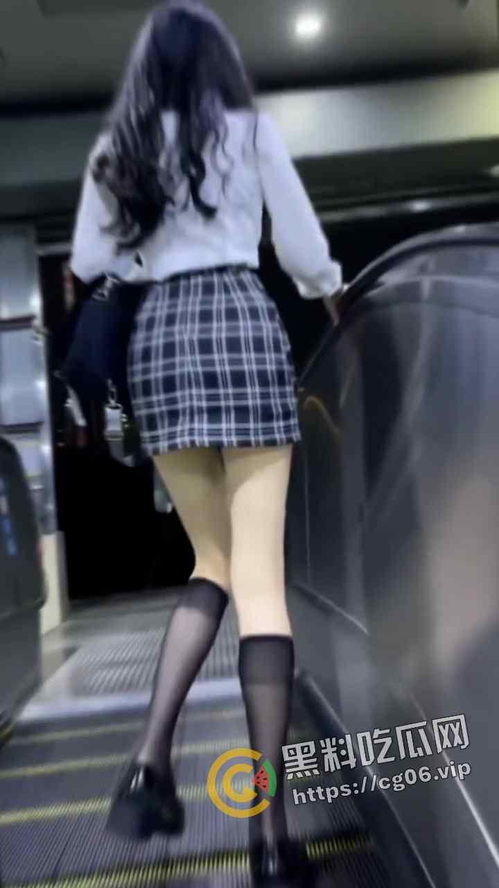 开盒抖音三百万身材博主【卢卢biu】首次露脸公开 史诗级照骗 好悬没给我牛牛吓萎了