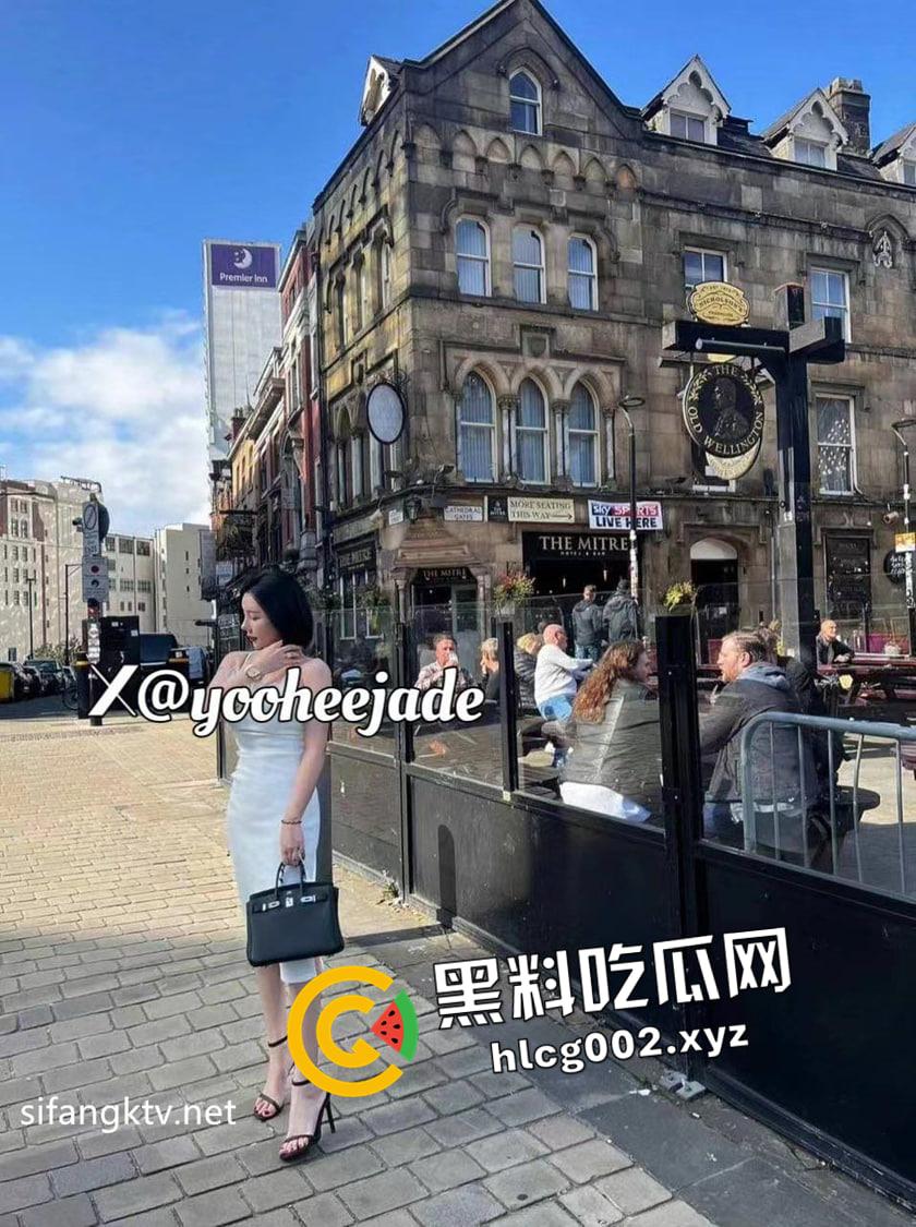 推特巨乳反差婊【yooheejade】国宝级女神私拍 穷人女神 有钱人的精盆 千元付费资源流出