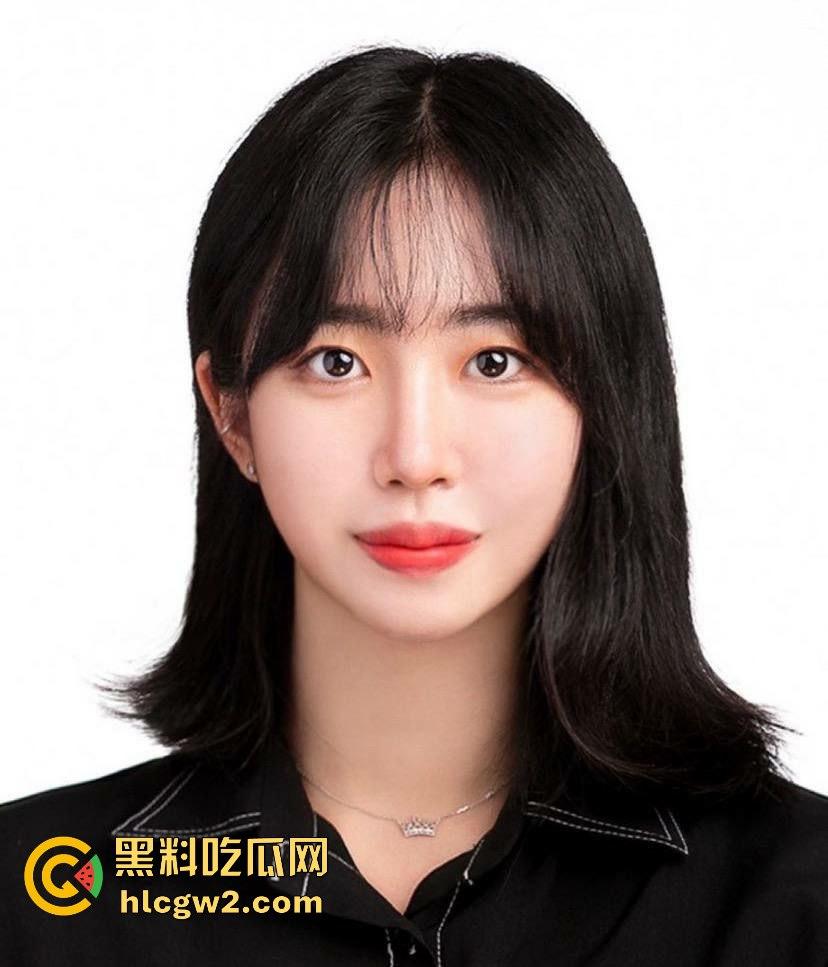 渣男分手后疯曝前女友私密视频！气质反差婊清纯表皮撕碎，清纯外表下的淫荡一面尽显 巨乳淫态全网看个透！