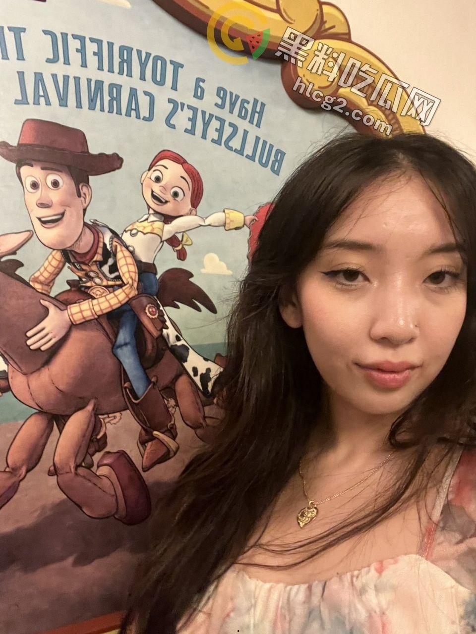 珠江人妻少妇田珍珍，嫩穴水多活好，超凡口技视频流出！