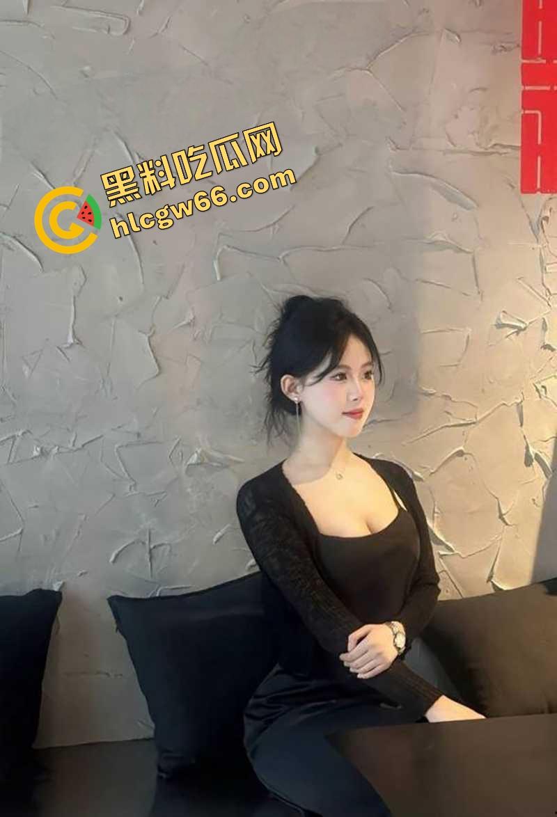 丽水骚货【俞佳林】白虎嫩逼内射疯传，口交舔到腿发软，粉嫩小穴夹鸡巴夹到爆浆！