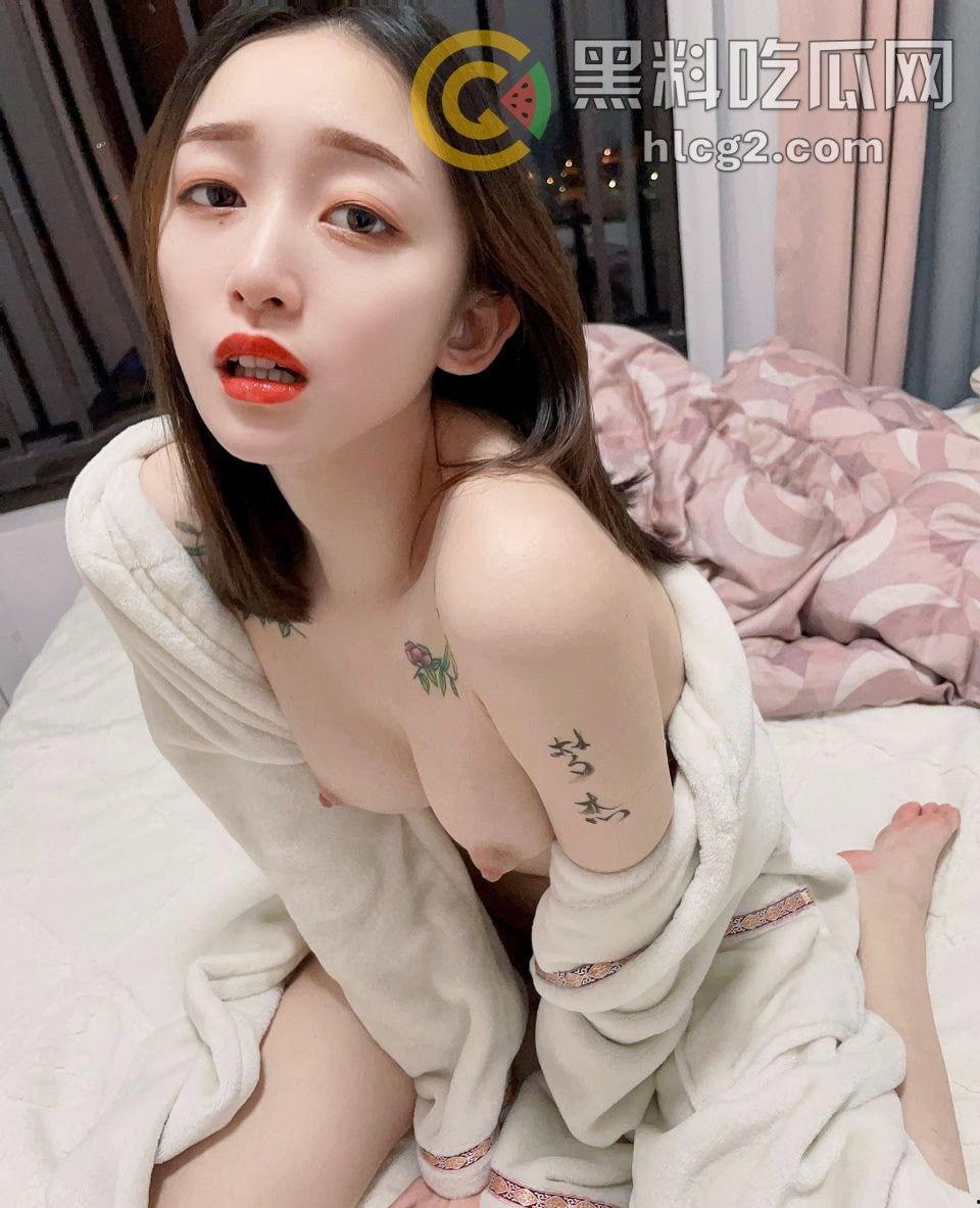 91大神梦杰的顶级母狗调教视频流出——大神的调教下，她成了听话的肉便器！