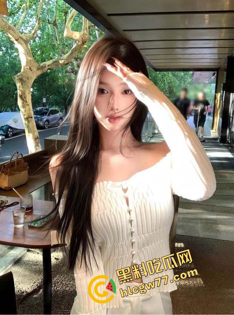 成都金牛妇幼保健院母婴室变炮房，狗男女当场开操高潮，里面干着外面拍着全程录下！