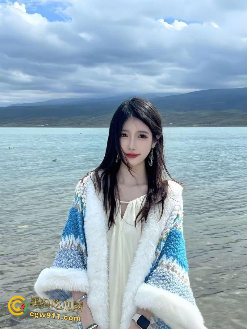 浙师大金融系学霸【赵艺涵】,化身魅惑尤物,穿情趣内衣酒店勾魂。与男友狂热交欢,甜美呻吟高潮连连!