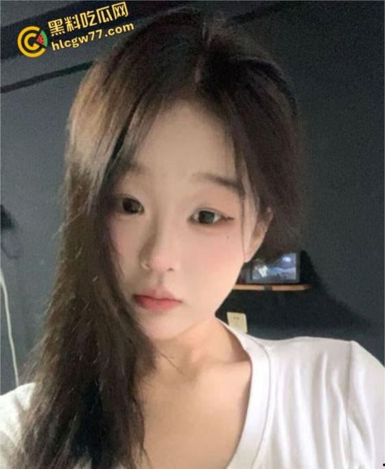 高二水蜜桃嫩妹同居夜夜狂欢,翘臀娇喘勾魂,姿势全解锁欲海沉沦!