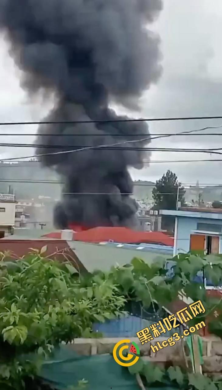 这是道德的沦丧还是人性的扭曲!缅军对贵概平民地带发生空袭 仰光和内比都爆发对腊戌战事的抗议!