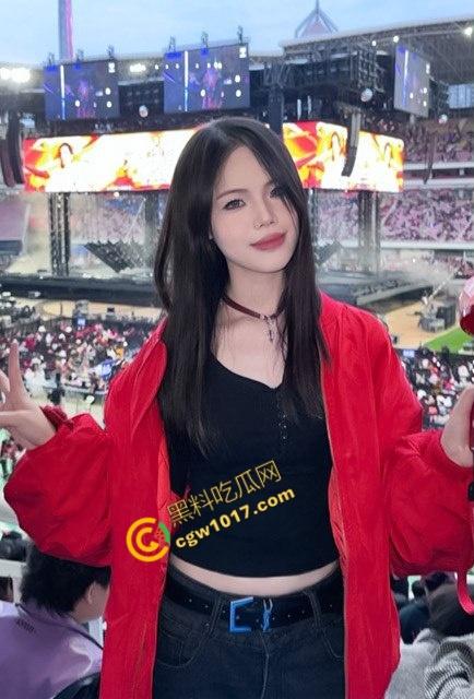 猛捅金融艳女!银行职员升职秘籍:深喉巨棒,翘臀翻滚,领导狂插爆鸡,人前淑女人后荡妇,极致淫乱视频曝光!