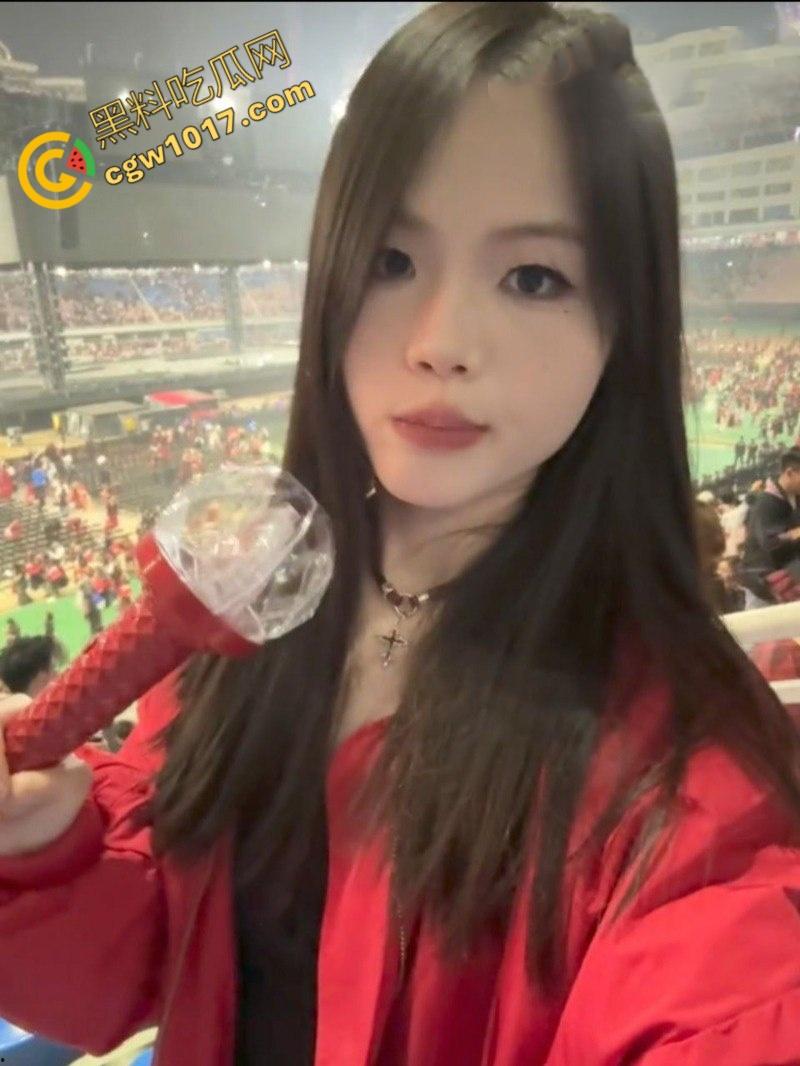 猛捅金融艳女!银行职员升职秘籍:深喉巨棒,翘臀翻滚,领导狂插爆鸡,人前淑女人后荡妇,极致淫乱视频曝光!