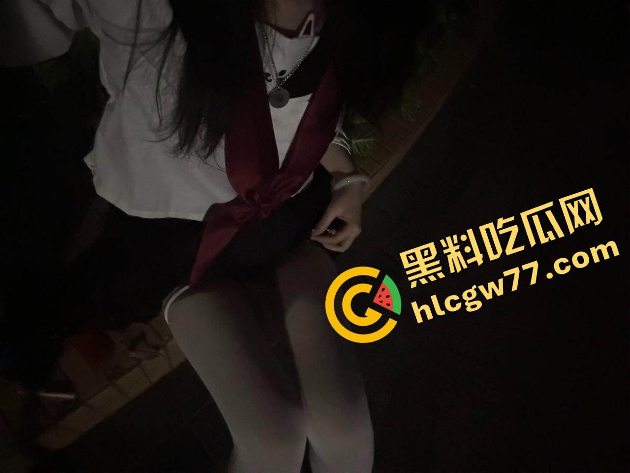 外表卡哇伊,内里母狗命,合肥女高『娜美』撅屁股掰嫩穴,被小哥操成奶子缩水狗,反差贼他妈顶!