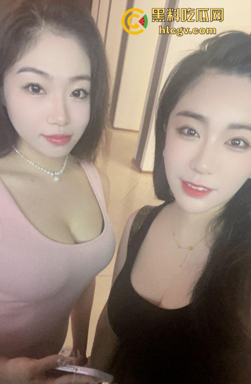 上海极品母女双飞共侍！5000搞定少儿主持人和舞蹈生女儿，母女同吃一根鸡巴，贵但绝对够骚！