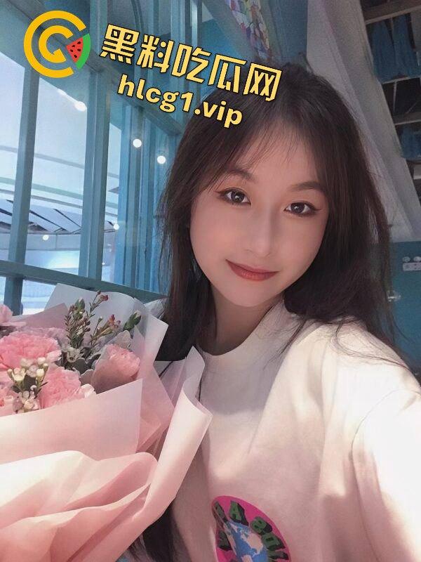 长沙大三校花林薇薇惨遭渣男报复！被甩后怀恨在心，前男友曝光珍藏私密短片引发热议！