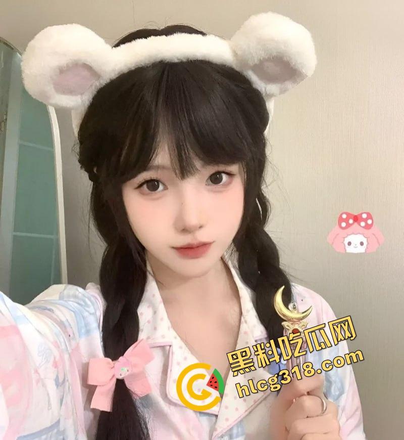 重庆极品外围女『张冉冉』颜值高得像天仙,身材辣到犯规,全国飞来飞去接客,一晚两三单照样嗨翻天!