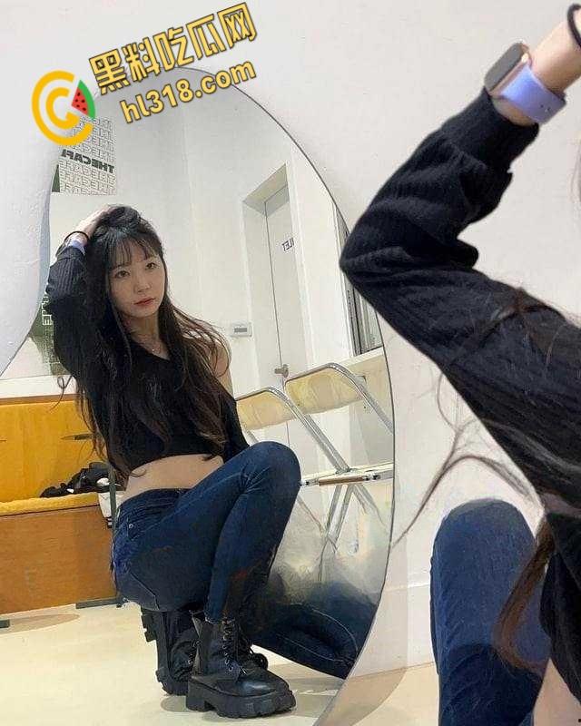 泉州师范学院【黄梦颖】，在学校是清纯高冷女神，私下和炮友床都干塌，馒头白虎逼被干的白浆四溢！