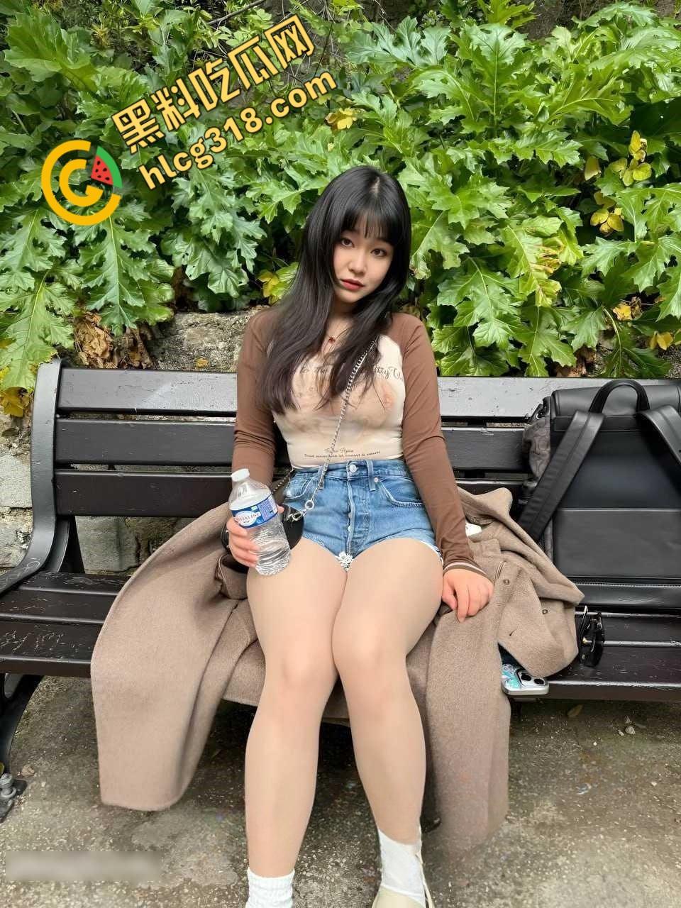 成都反差尤物【孙惠】,清纯外表脱衣服还害羞,主动口交足交轮番上,无套后入娇喘爽翻白眼 !