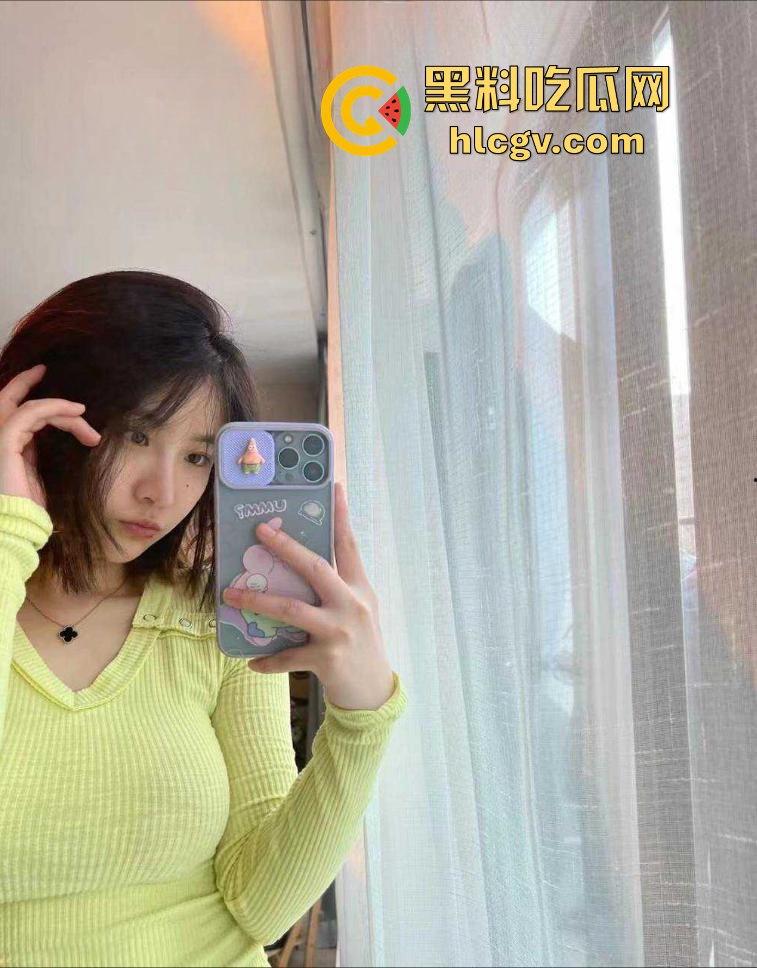 赣州师范科技学院【杨佳静】翻车！校内反差婊堪比再世潘金莲，一双玉臂千人枕，半点朱唇万人尝！