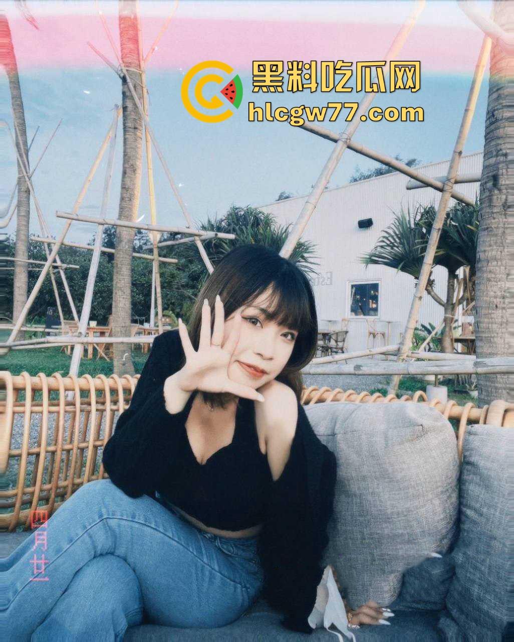 C罩杯短发大奶学生 被金主盯上花高价把她约出来 一顿深喉猛插 学生妹都给弄干呕了 这钱赚的真干净