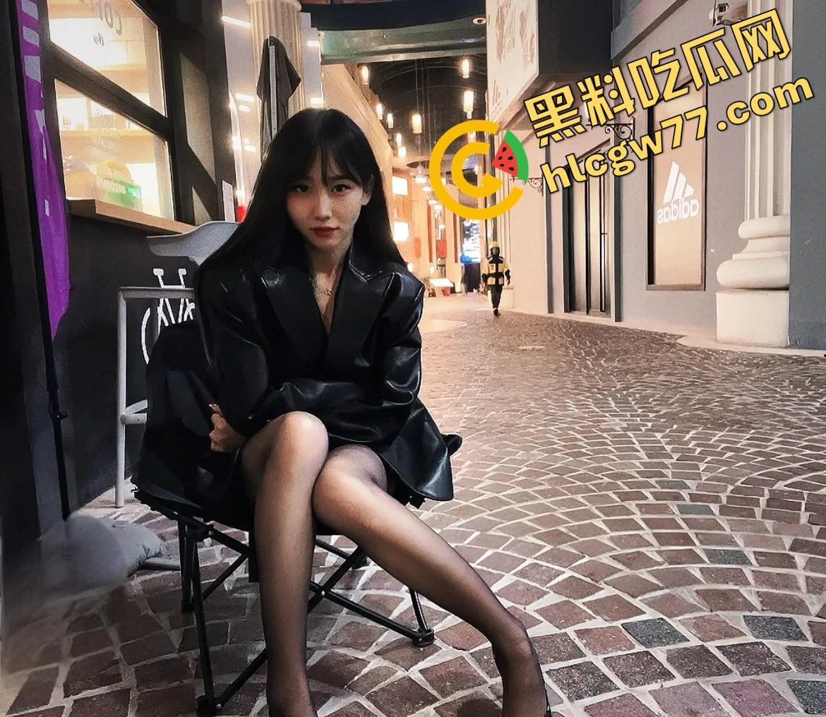 广东佛山反差女神『张淑颖』被劳力士富二代包养曝光！制服黑丝跪舔鸡巴，无套内射操到骚穴白浆四溢，嗷嗷叫爸爸！