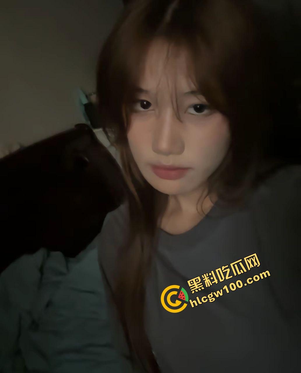 云南文化艺术职业反差飒姐【姚雅雯】甜御少女秒变母狗炮架，男友家后入爆操骚逼！独家曝光流出！