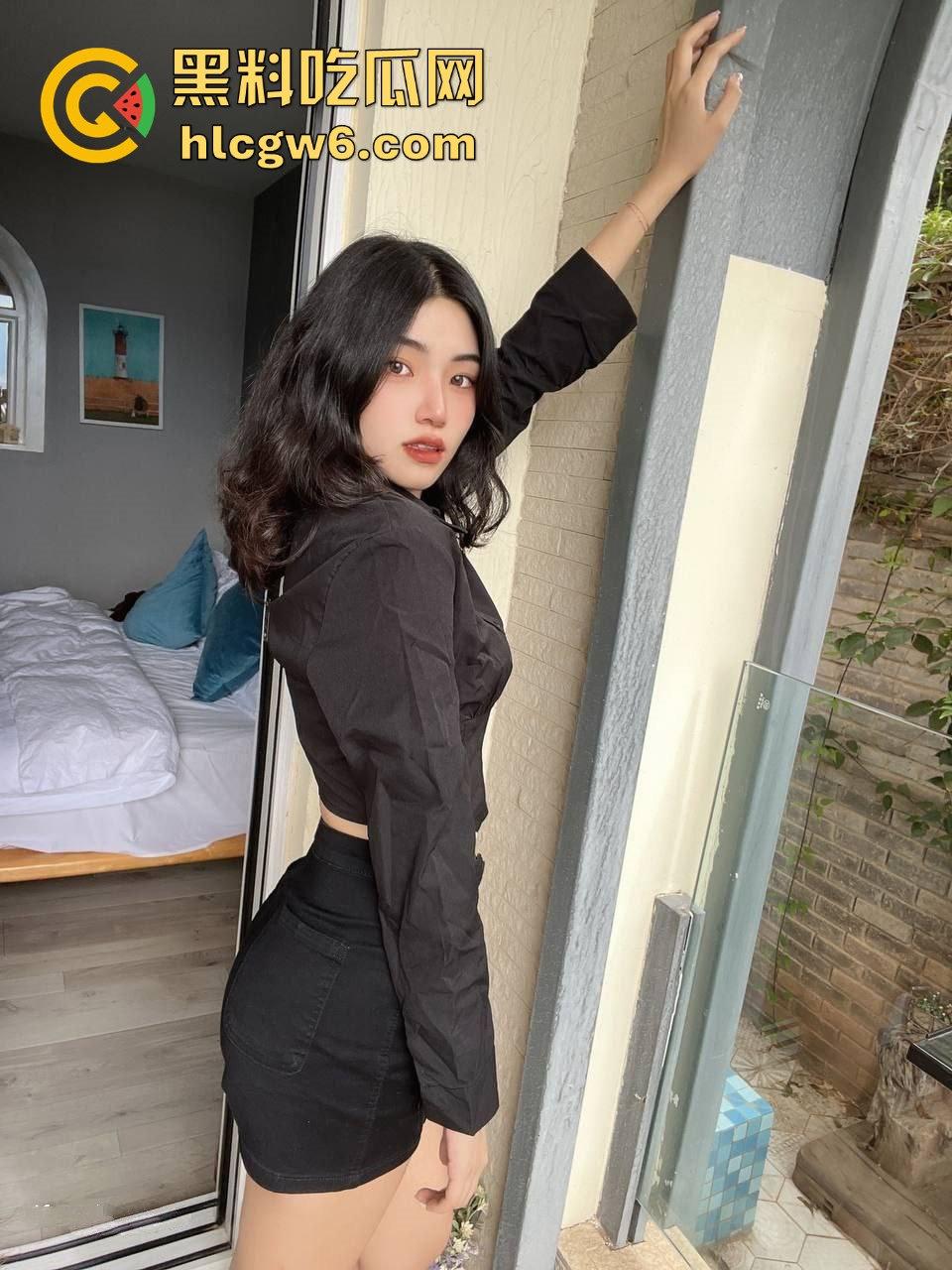 宁夏【夏梦雪】掰开嫩穴等你来，想插进去射怀你们的结晶？别做梦了 没几百万别谈生孩子，想操她花3千就够！