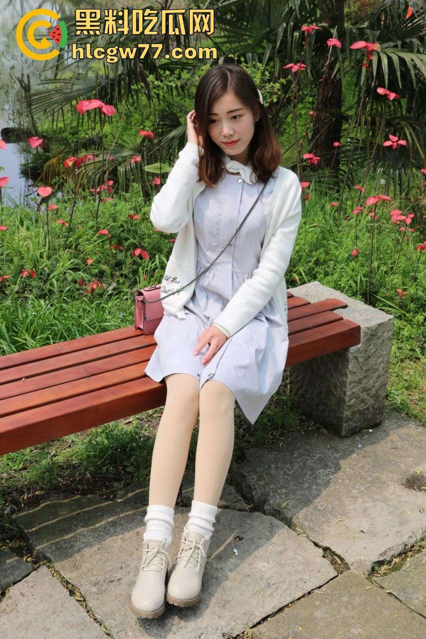 海角大神最新作品 我和亲妹妹第一次酒店开房 妹妹喷射出来的淫水就能证明妹妹现在更骚了