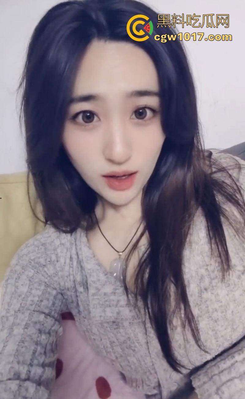 辽宁工商学院【廖齐柔】清纯外表下淫乱至极，实习工作期间与同事约炮做爱，男友怒爆露脸视频报复！