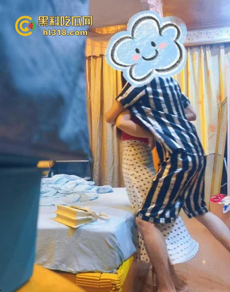 乱伦大神，爆操刚约炮回来的姐姐，用大屌惩罚，嘴上说不要，身体去贼诚实，全程无套对白超淫！