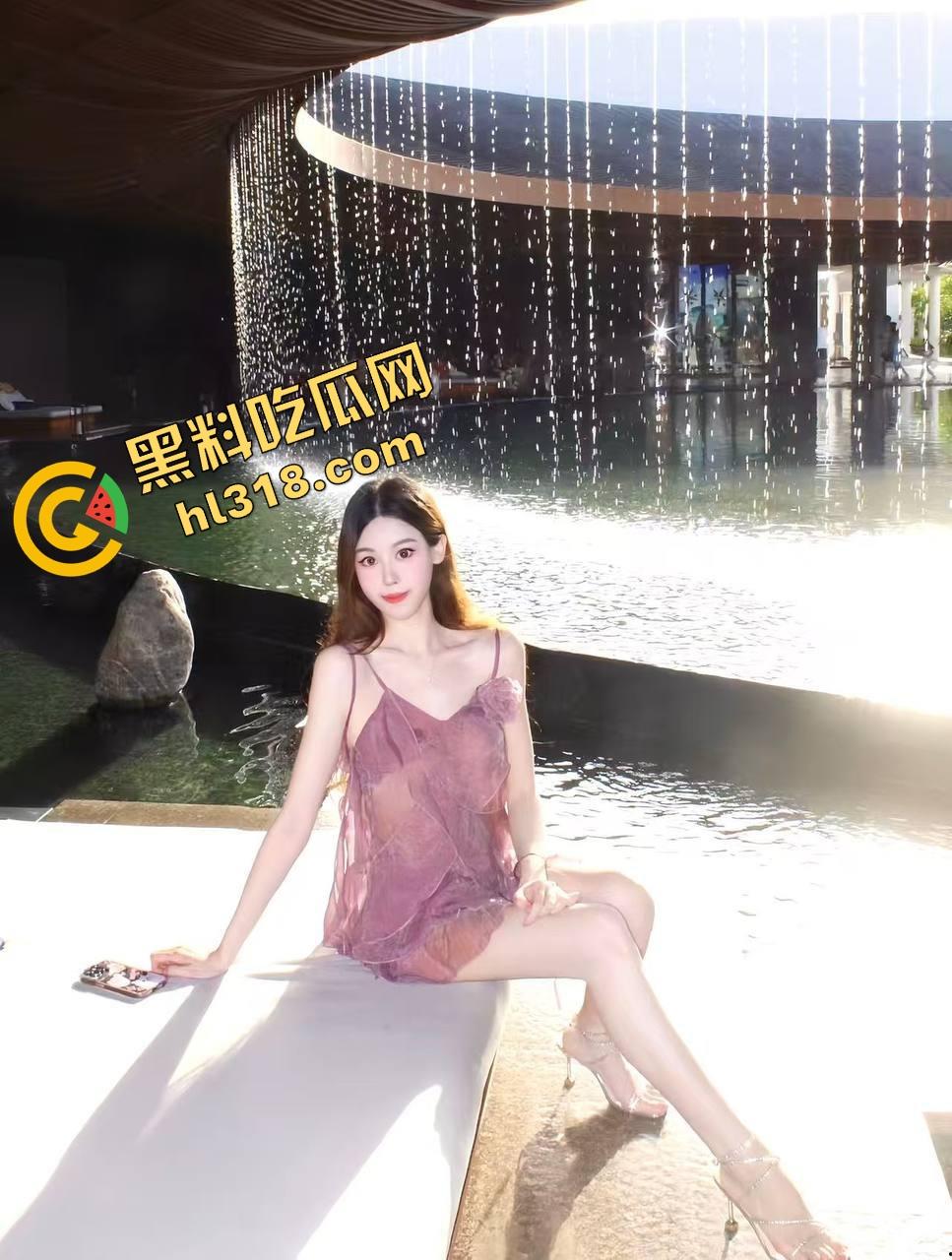 丰乳肥臀女上位开骑，自动档全力摇，只管硬只管射，这种火力你能挺几秒？一般人撑不过三十秒！