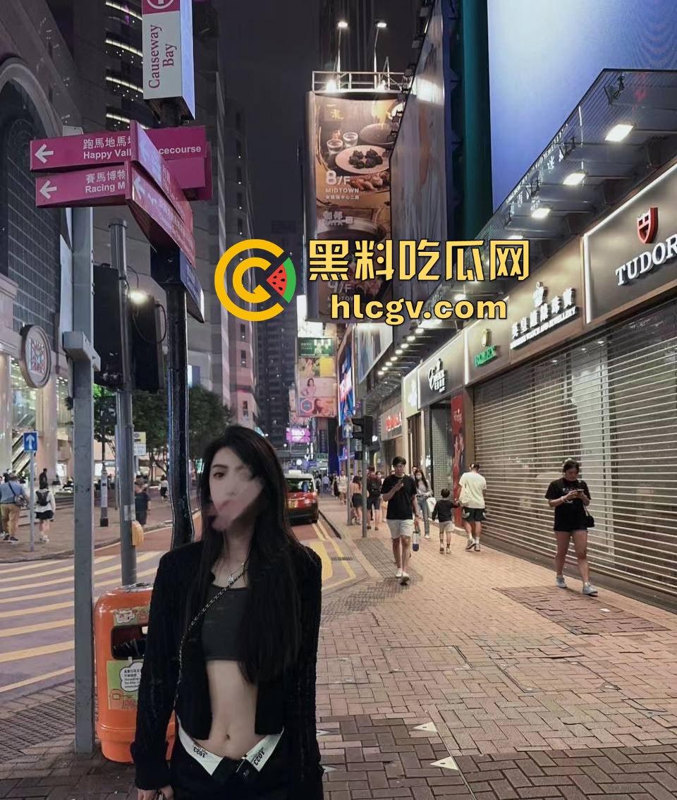 约啪大神『隔壁王某某』狂约极品嫩模！颜值身材爆表，胯下游戏燃烧的不止是卡路里，还有人民币！