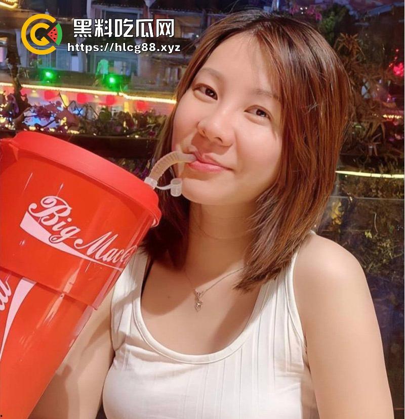 湖南巨乳骚妻 趁老公孩子不在家 和情人激情约炮 D罩杯大奶疯狂摇晃 全程高潮不断！