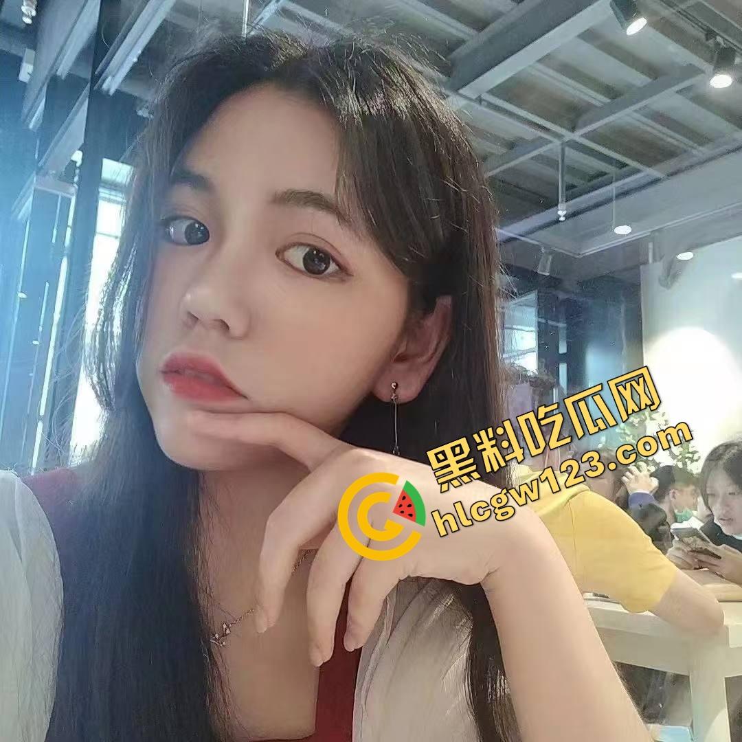 安徽淮南极品女大学生护士系【林冉然】遭金主大量泄密，撅着肥臀被金主各种姿势啪啪 真是骚极了！