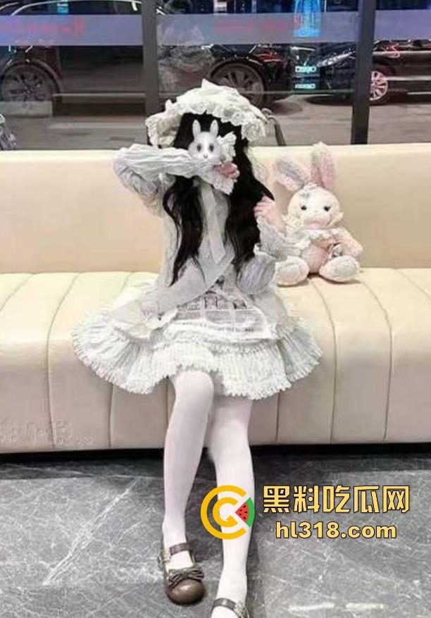 海角乱伦，真实破处女友的妹妹，从开始的害羞到后面的高潮痉挛 ，无套内射把她粉嫩的小穴塞满了！