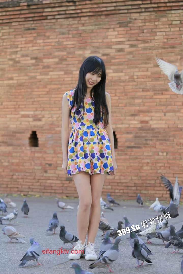 浙大颜值清纯女大学生张竹君校园自拍流出 寝室自慰发骚摸奶乳头异常敏感 粉嫩娇体，全程高能刺激