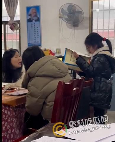 湖南湘潭栗山镇金泉学校老师打骂学生事件 官方回应已停职 然而拍摄视频者受到威胁