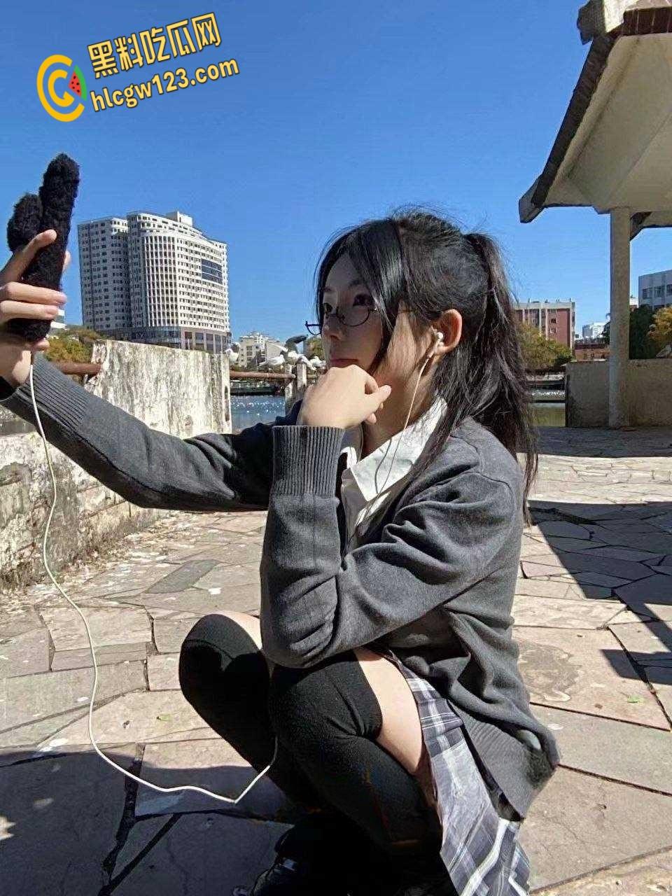 沧州师范学院【吕嘉慧】，超嫩JK刚上大一被金主爸爸3w包养，直接给干哭了！